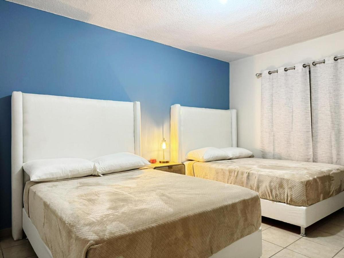 Depas & Suites Juarez Esterno foto